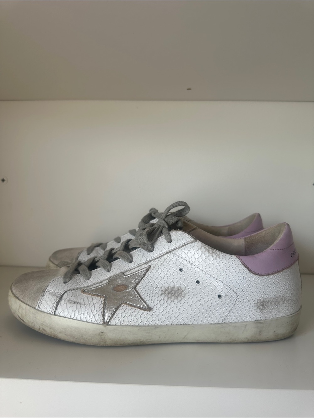Golden Goose Super-Star Private Edition low top sneakers in white with pink - Picture 2 of 6
